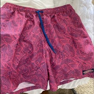 Men’s vineyard vines swim trunks
